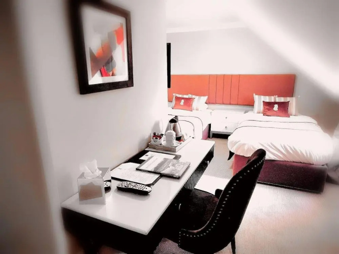 Kings Hotel
