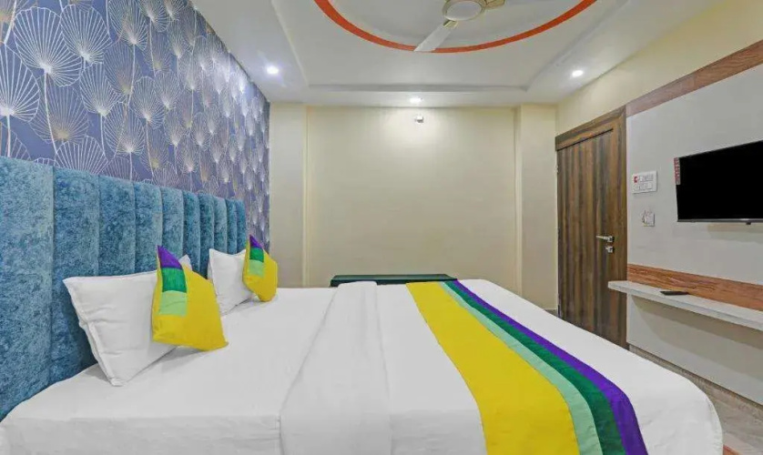 Treebo Trip Hotel Royal Galaxy