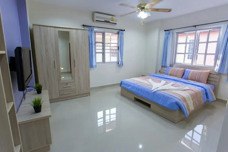 The Jomtien Modern Pool Villa