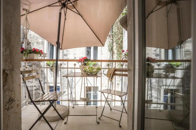 Standard Double room with balcony