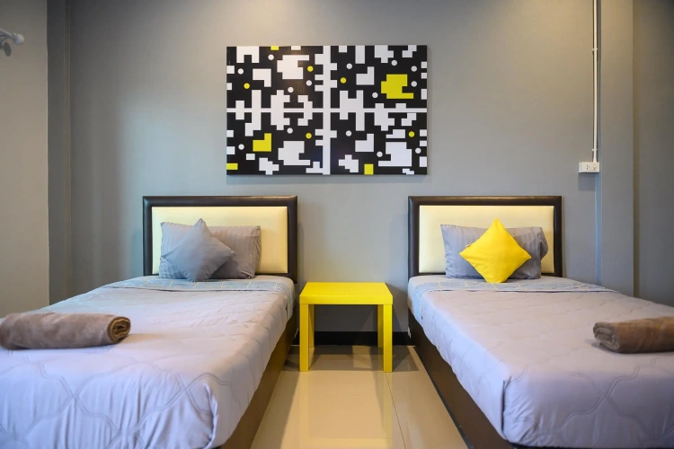 Standard Twin room