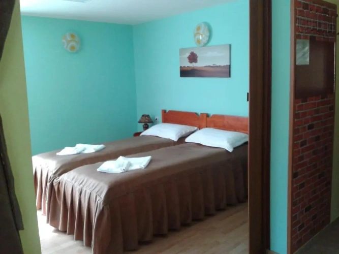 2 Bedrooms Suite with balcony