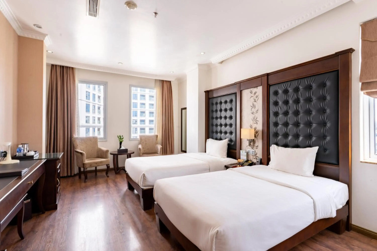 City Bay Palace Hotel
