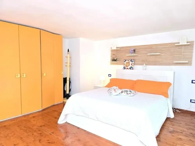Standard Duplex room with partial sea view