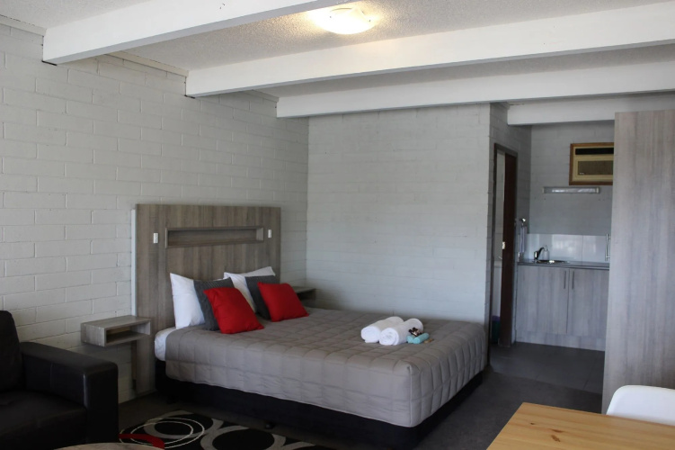 Thomas Lodge Motel