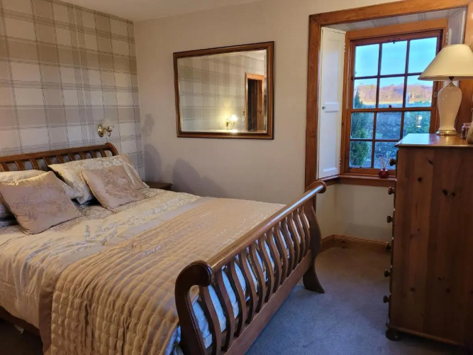 Loanhead cottage