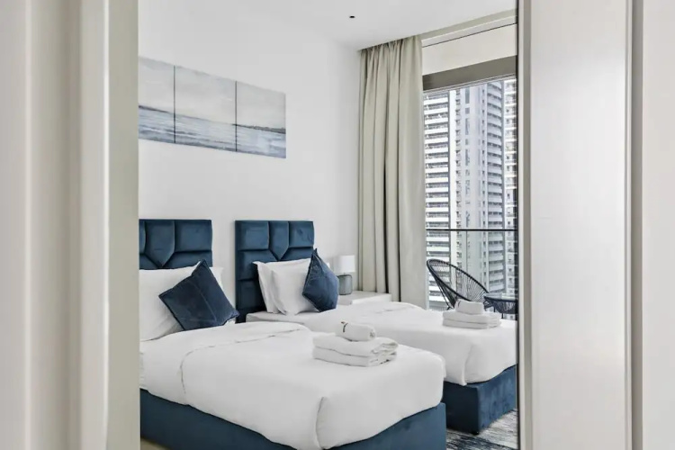 StoneTree - Luxury 2 BR - Prime location