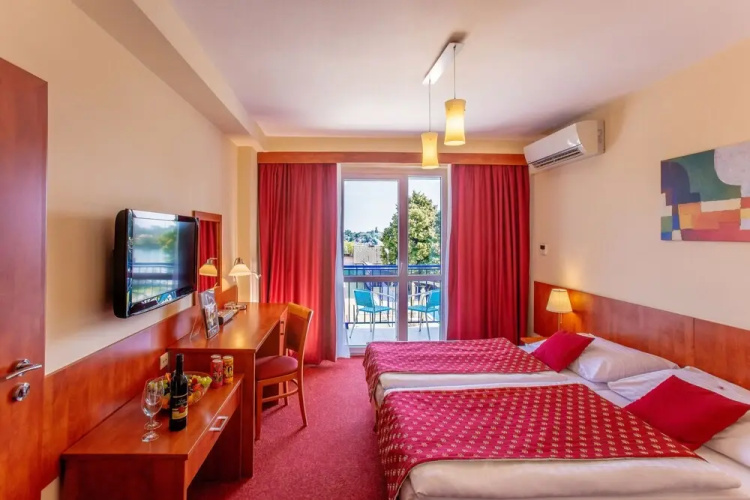 Hotel Senec Lake Resort