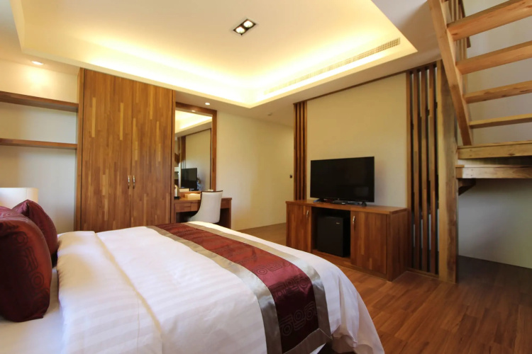 Huaman hot villa