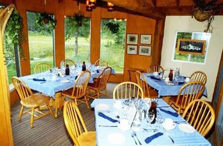 Glacier Bay Country Inn