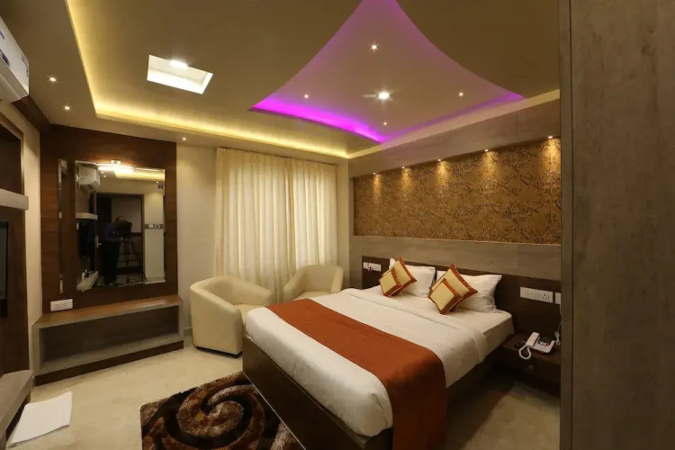 Aaccord Suites Inn