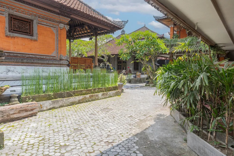 Nobody Inn Bali