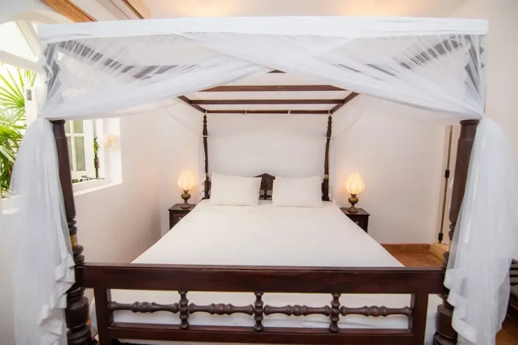 Standard Double Basement room