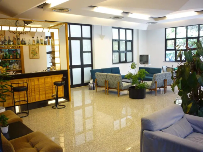 Hotel Montecarlo