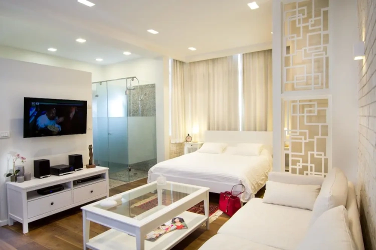 Luxury Studio