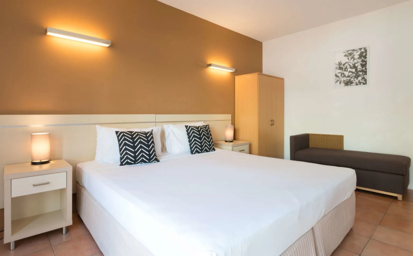 Coral Tree Inn