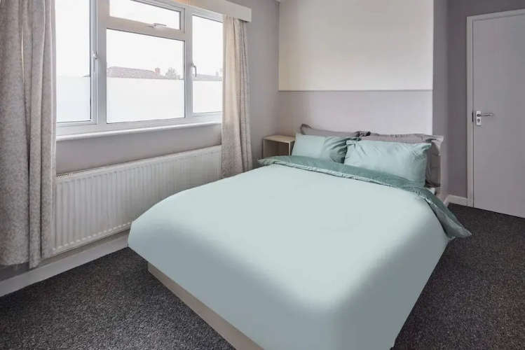 Host Stay Oldbury Road