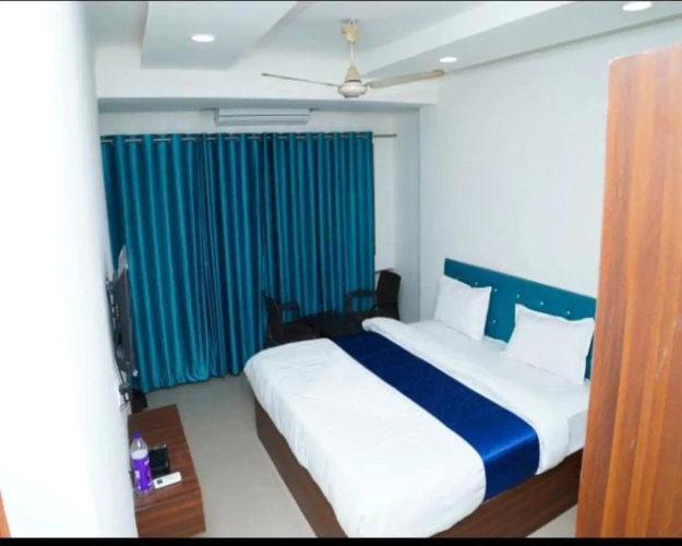 Hotel Aditi Lodge