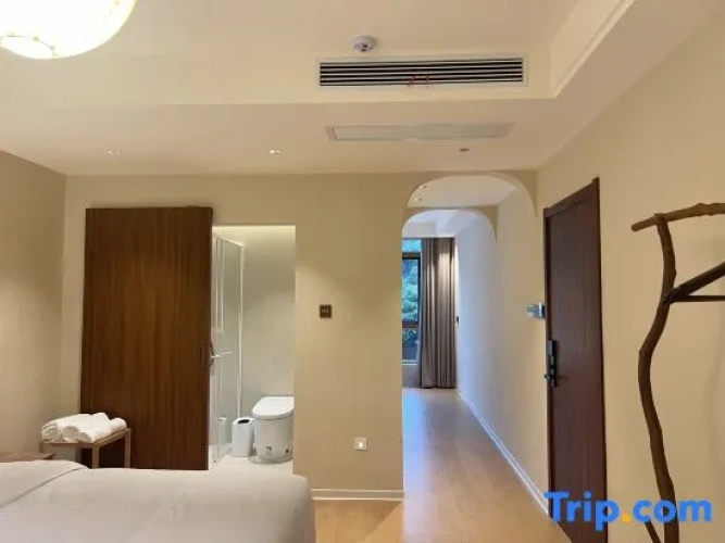 Deluxe Twin Suite
