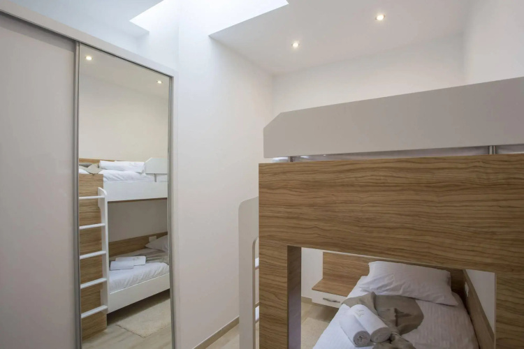 Adrion Aparthotel