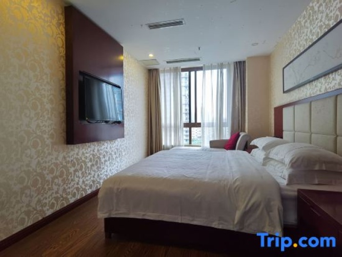 Triple Family Suite
