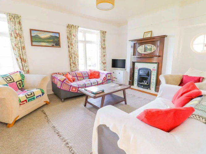 Tyrau Tywyn
