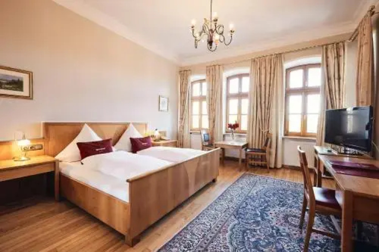 Hotel & Restaurant Waldschloss