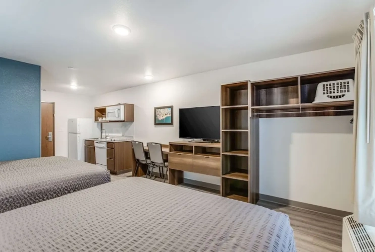Quadruple Suite