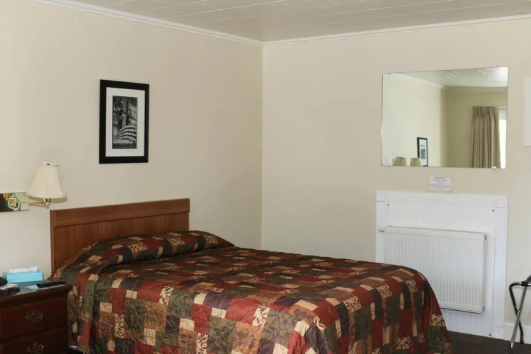 Bucksport Inn