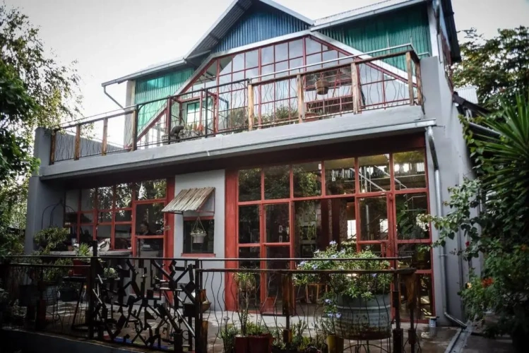 3 Bedrooms Cottage