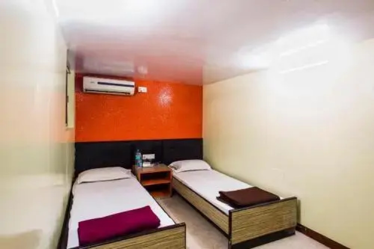 Hotel Samrat