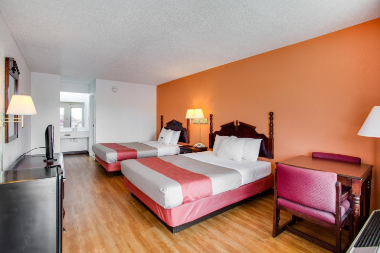 Motel 6 White House, TN