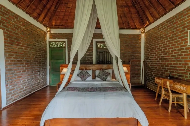 Deluxe Cottage