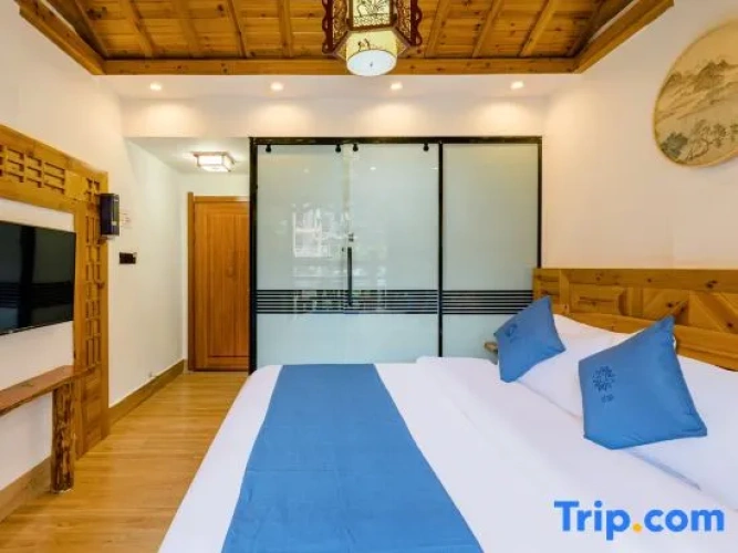 Standard Double room with balcony and with river view