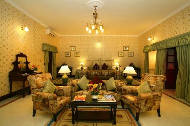 1 Bedroom Executive Suite with balcony