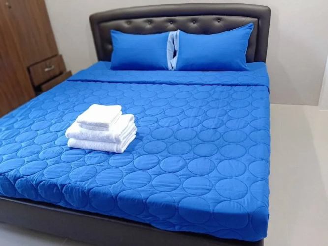 V2 hotel