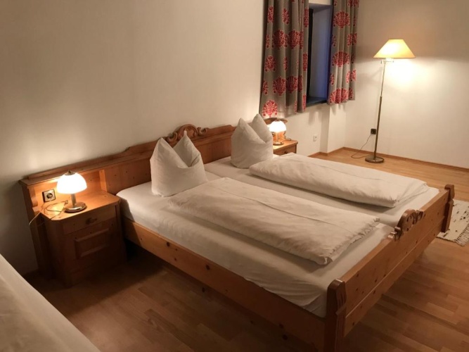 1 Bedroom Apartment with balcony