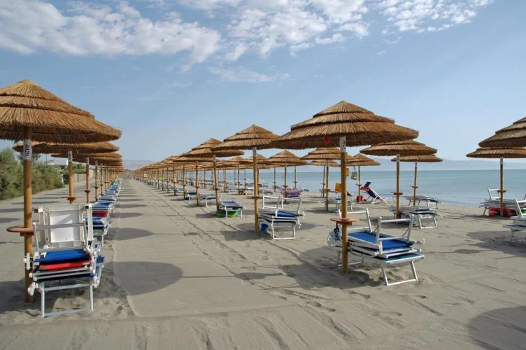 African Beach Hotel