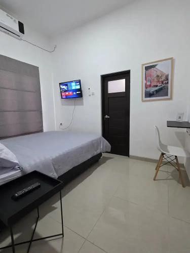 Shini Guest House