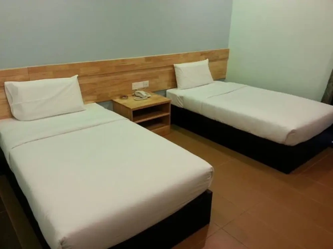 Standard Twin room with balcony