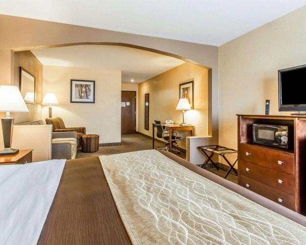 Quality Inn & Suites Mount Pleasant