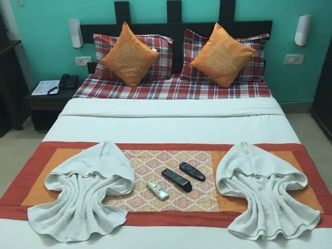 Ocean Waves Anjuna Cottages'S