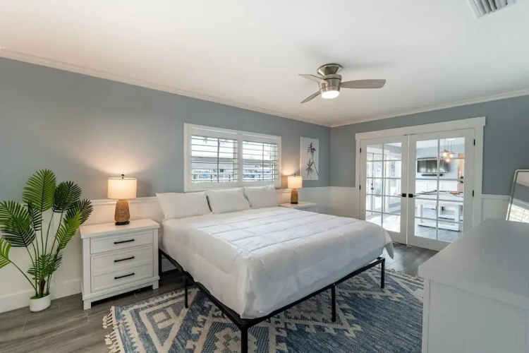 High Tide Hideaway
