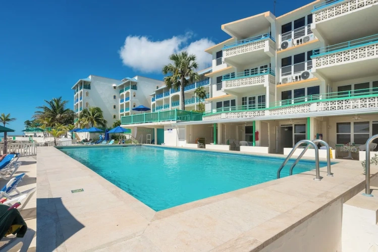 1 Bedroom Suite with view