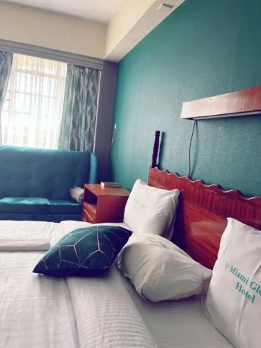 Standard Twin room with balcony