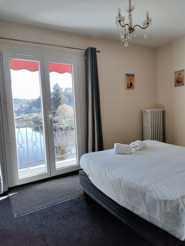 Standard Quadruple Family room with balcony