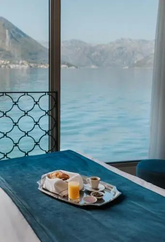 Corso Levante Luxury Suites Dobrota