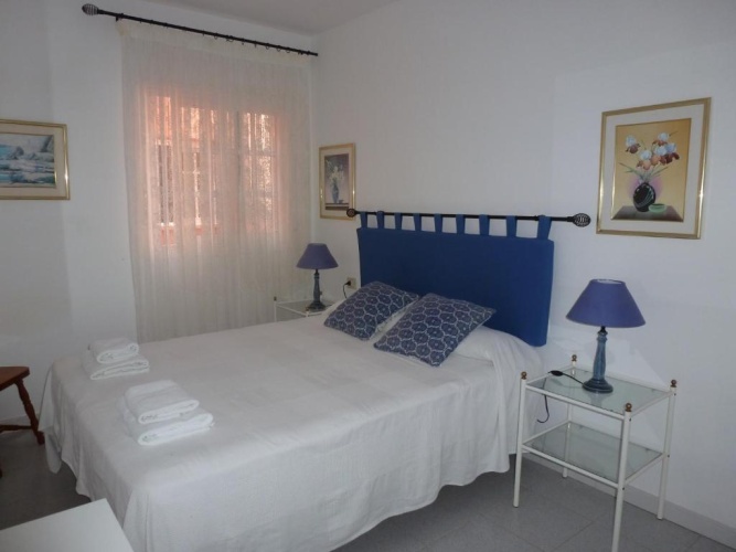 2 Bedrooms Apartment with sea view