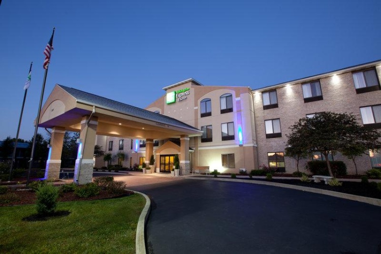 2 Bedrooms Double Suite