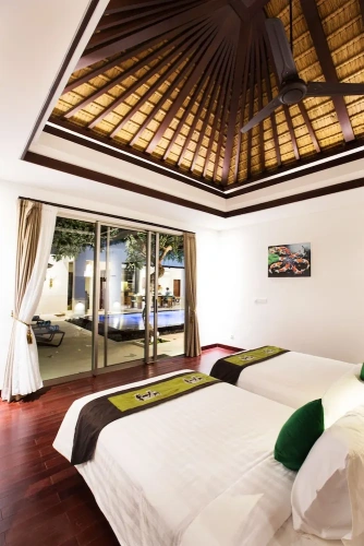 4 Bedrooms Villa beachfront